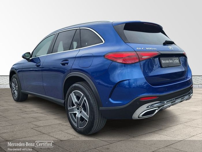 Mercedes-Benz GLC-Class 2023