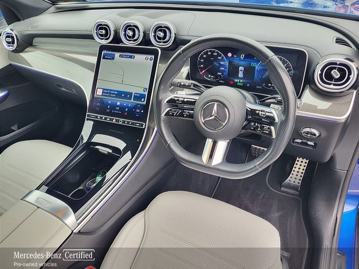 Mercedes-Benz GLC-Class 2023