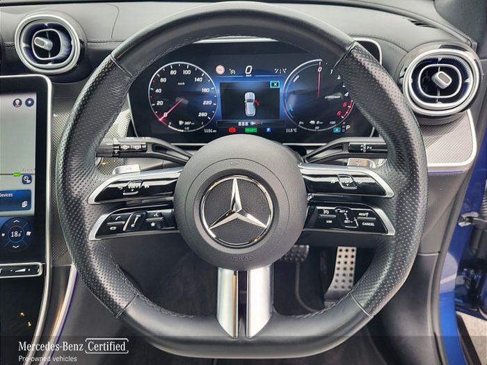 Mercedes-Benz GLC-Class 2023
