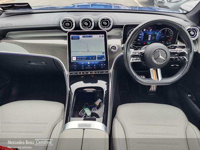 Mercedes-Benz GLC-Class 2023