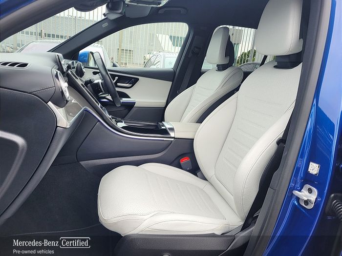 Mercedes-Benz GLC-Class 2023