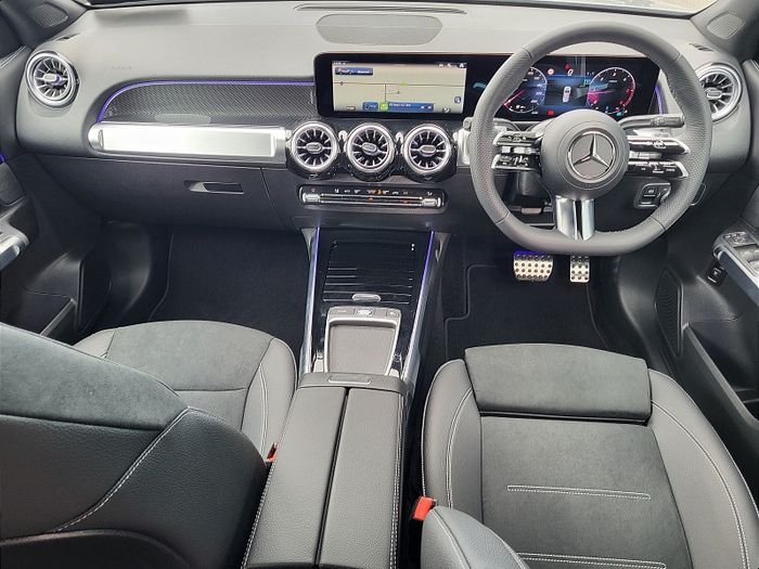 Mercedes-Benz GLB- Class 2026