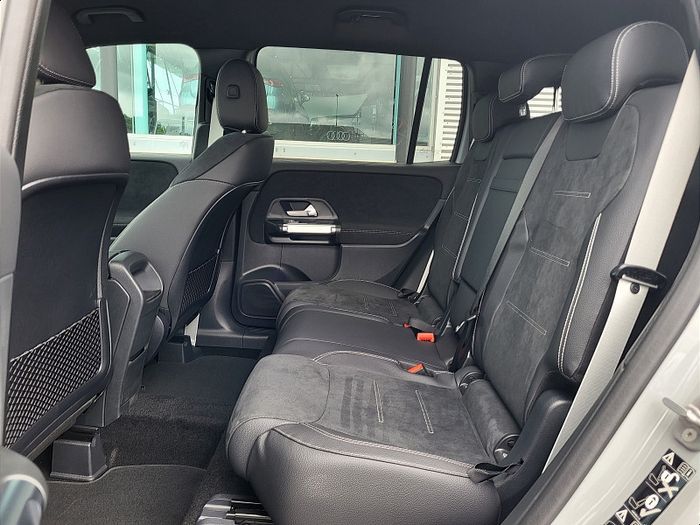 Mercedes-Benz GLB- Class 2026