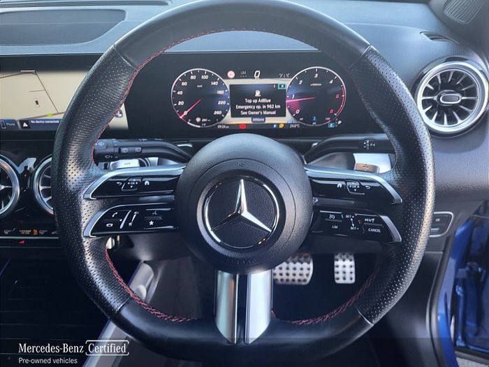 Mercedes-Benz GLB- Class 2024