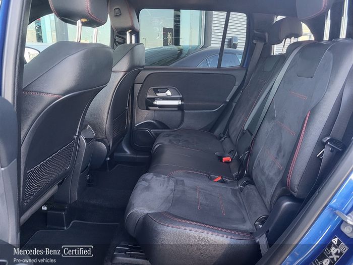Mercedes-Benz GLB- Class 2024