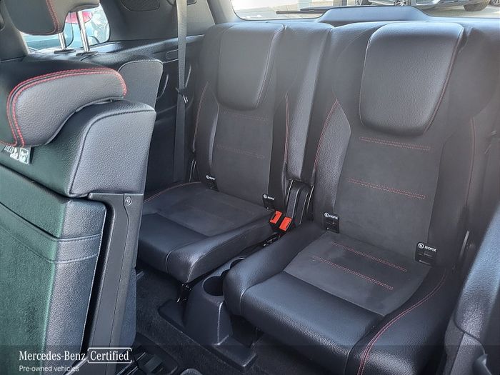 Mercedes-Benz GLB- Class 2024