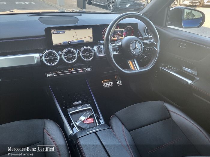 Mercedes-Benz GLB- Class 2024