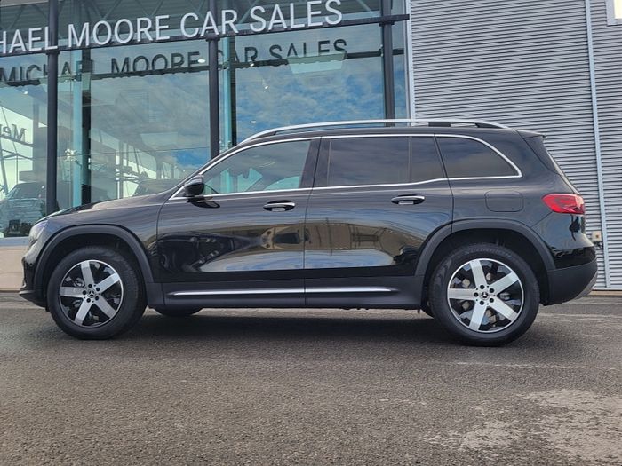 Mercedes-Benz GLB- Class 2027