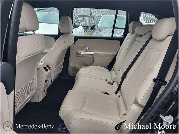 Mercedes-Benz GLB- Class 2021