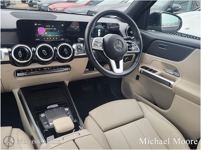 Mercedes-Benz GLB- Class 2021