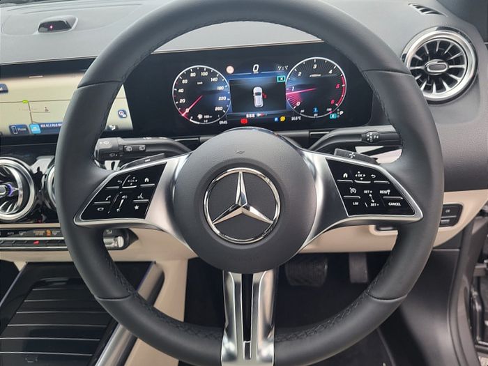 Mercedes-Benz GLA Class 2027