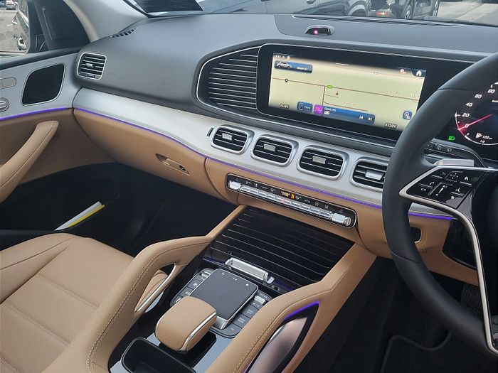 Mercedes-Benz GLE-Class 2027