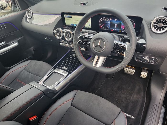 Mercedes-Benz GLA Class 2027