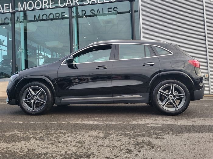 Mercedes-Benz GLA Class 2027