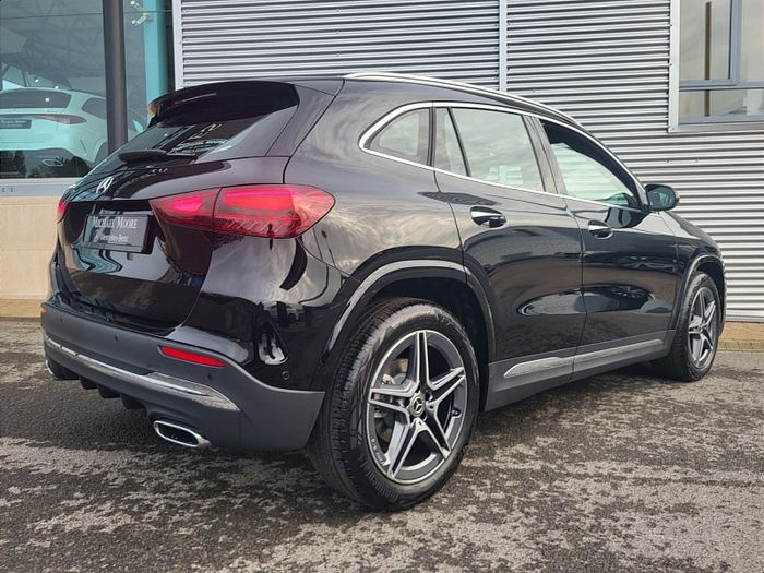 Mercedes-Benz GLA Class 2027