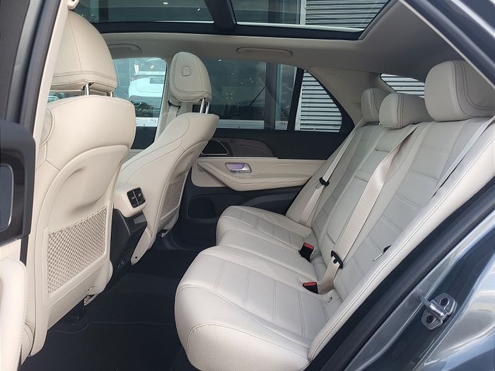 Mercedes-Benz GLE-Class 2027