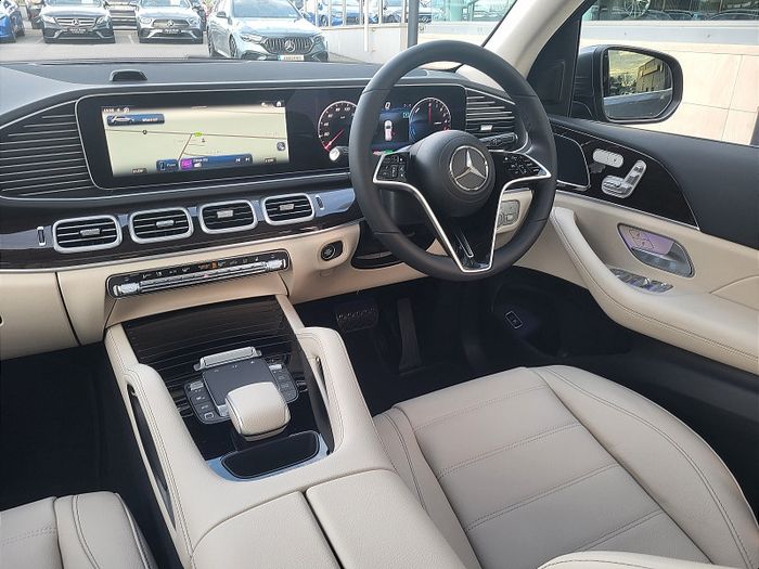 Mercedes-Benz GLE-Class 2027