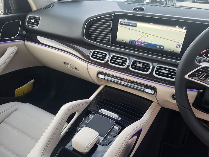 Mercedes-Benz GLE-Class 2027