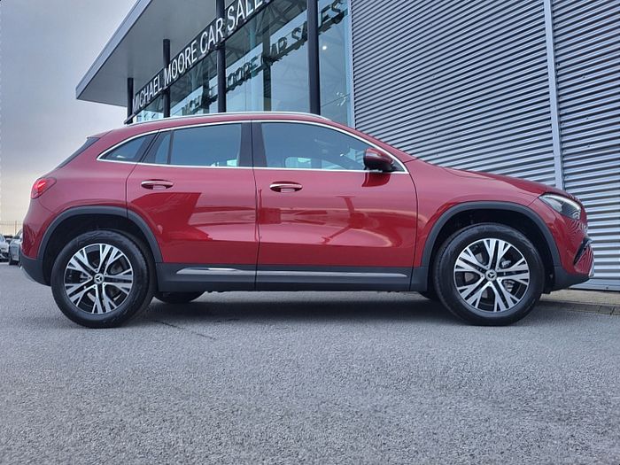 Mercedes-Benz GLA Class 2027