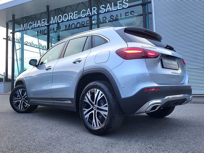 Mercedes-Benz GLA Class 2027