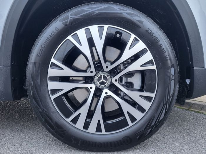 Mercedes-Benz GLA Class 2027