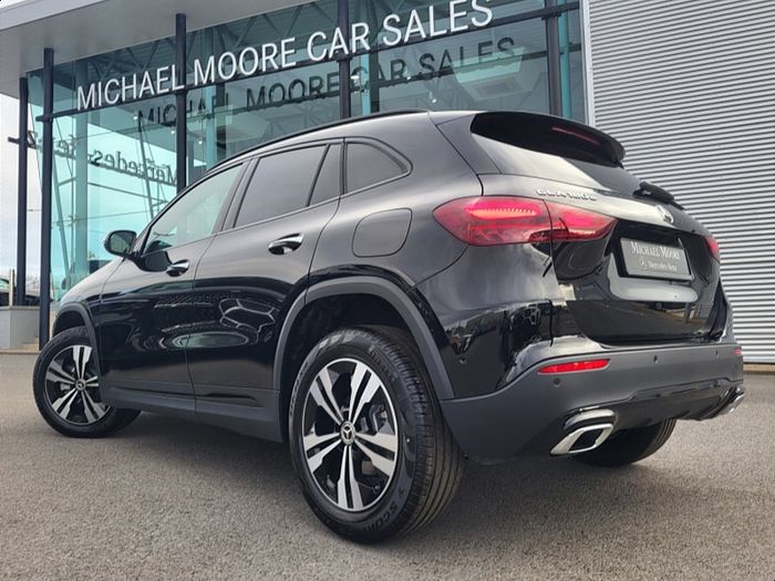 Mercedes-Benz GLA Class 2027