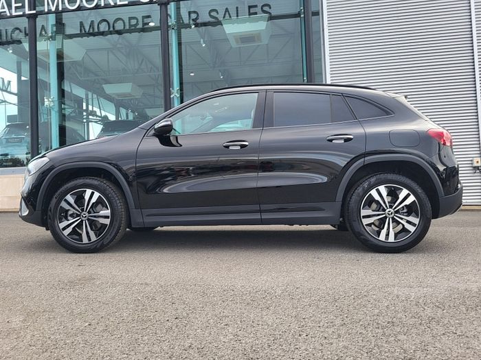 Mercedes-Benz GLA Class 2027