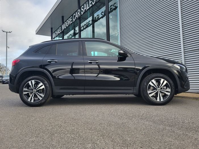 Mercedes-Benz GLA Class 2027