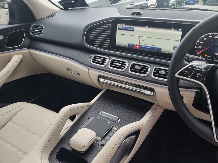 Mercedes-Benz GLE-Class 2027