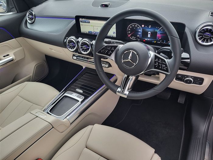 Mercedes-Benz GLA Class 2027