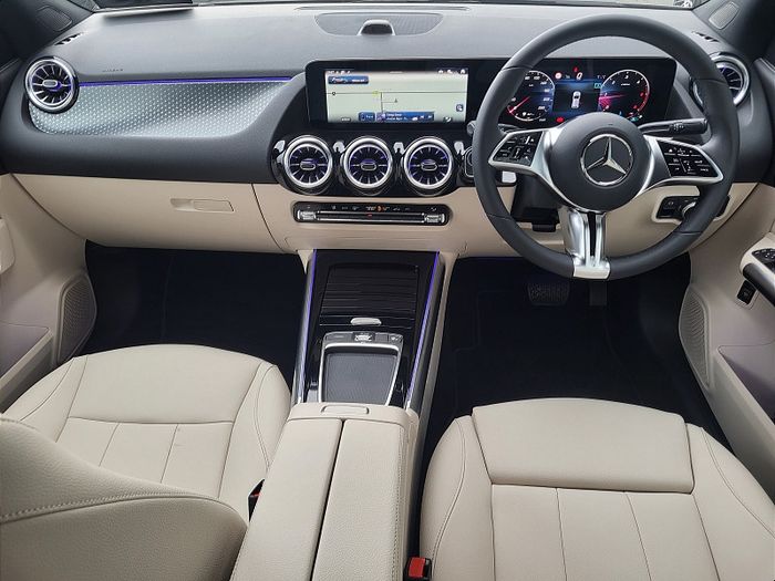 Mercedes-Benz GLA Class 2027
