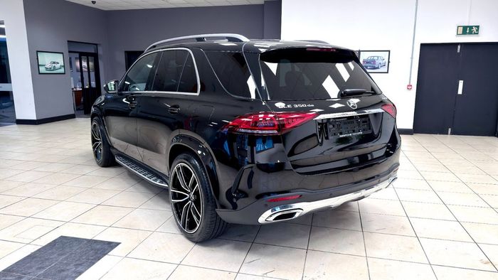 Mercedes-Benz GLE 2021