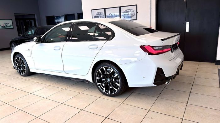 BMW 3 Series 2025