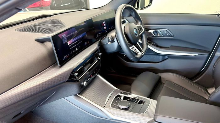 BMW 3 Series 2025
