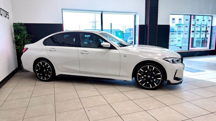 BMW 3 Series 2025