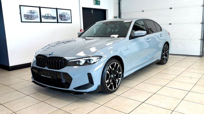 BMW 3 Series 2025