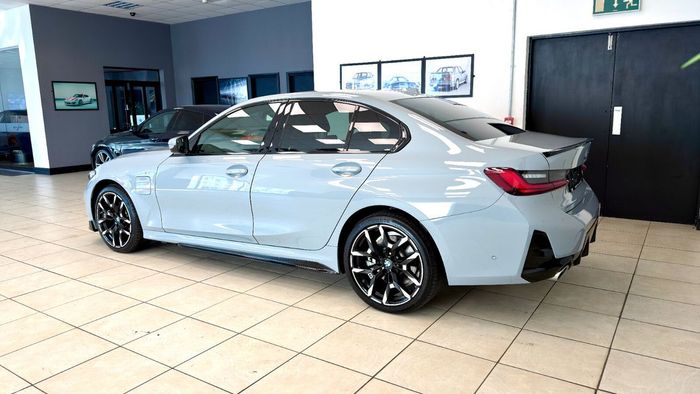BMW 3 Series 2025
