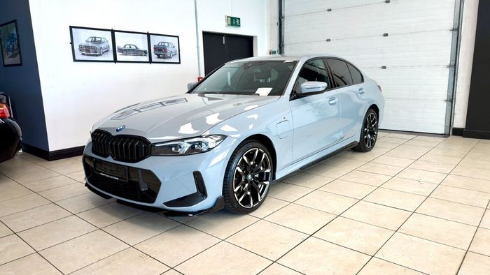 BMW 3 Series 2025