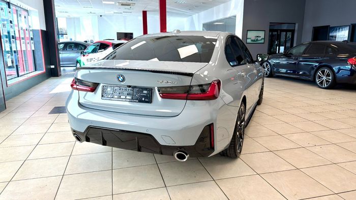 BMW 3 Series 2025