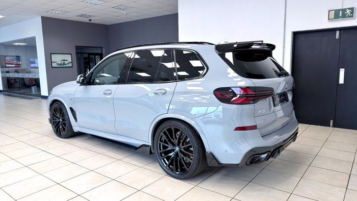 BMW X5 2025