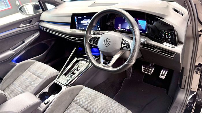 Volkswagen Golf 2023