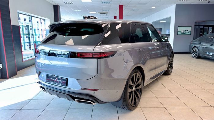 Land Rover Range Rover 2025