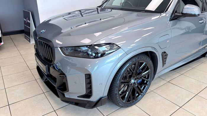 BMW X5 2025