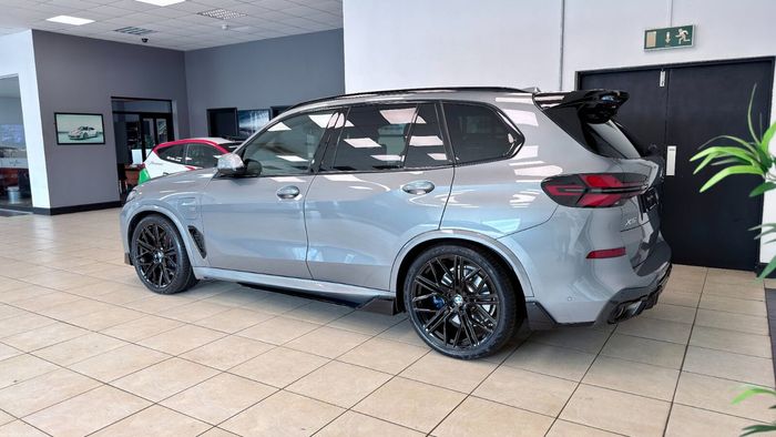 BMW X5 2025