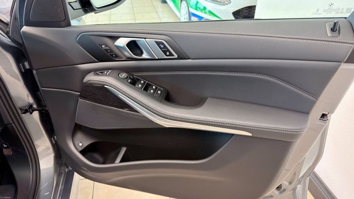 BMW X5 2025