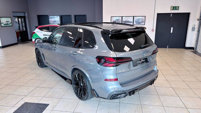BMW X5 2025