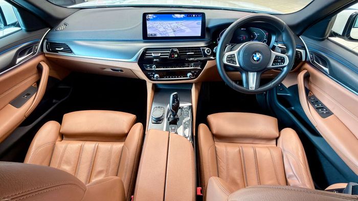 BMW 5 Series 2021