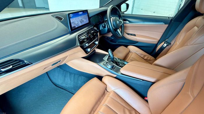 BMW 5 Series 2021