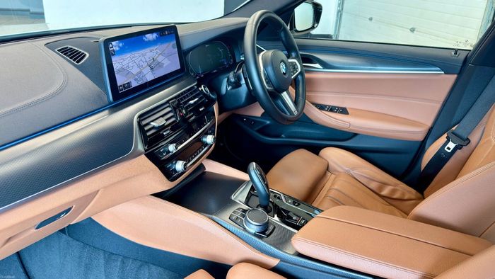 BMW 5 Series 2021