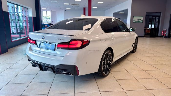 BMW 5 Series 2021